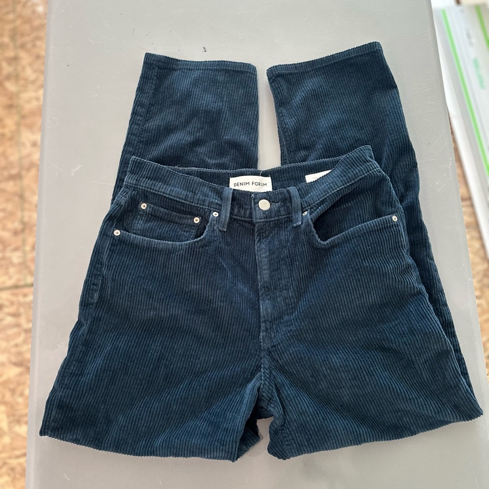 Aritzia Denim Forum Arlo HighRise Straight Corduroy Pant size 30